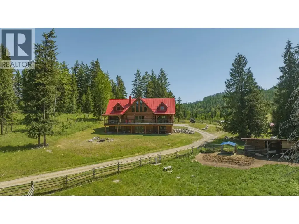 592 Bear Valley Road, Lumby